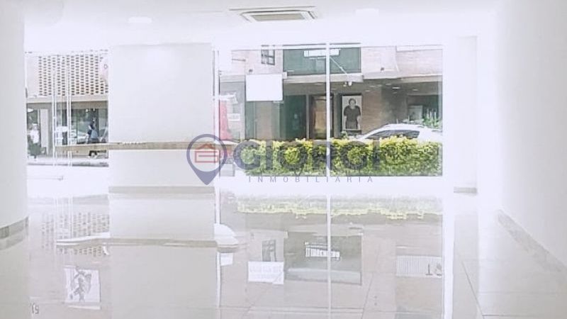 Cra. 38 N. 51-11 EDIFICIO TORRE UNO A 