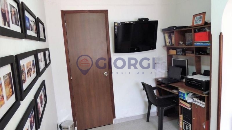 Avenida 87 N. 30-145