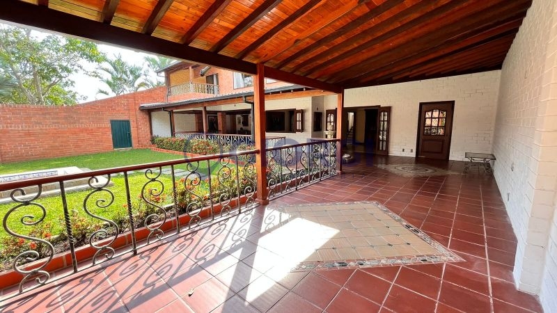 Cl. 74 # 55-165  Conjunto Rincon del Lago