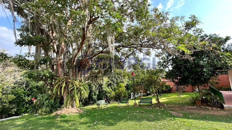 Cl. 74 # 55-165  Conjunto Rincon del Lago