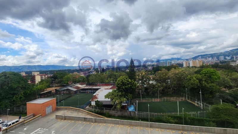Cra. 8c #105b